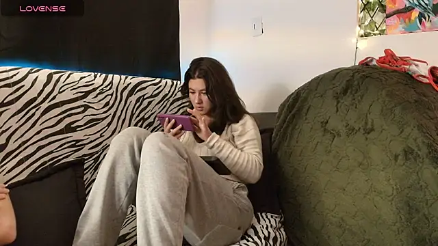 kisstarxxx online show from February 5, 4:59 am