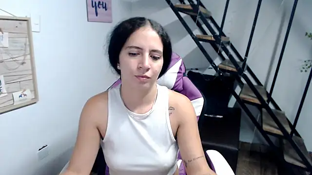 samantha baby  online show from November 18, 4:41 pm