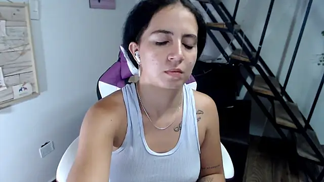 samantha baby  online show from November 10, 12:50 am