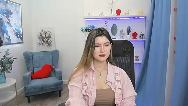 AnneTLi online show from February 23, 3:29 am