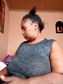 ZOQULUx online show from February 15, 3:11 pm