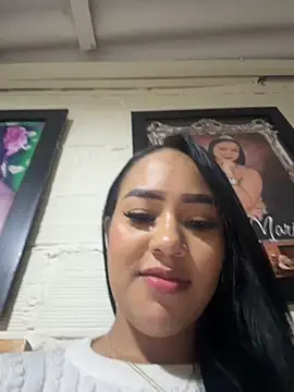 Luisa Fernandaa online show from April 7, 12:34 am