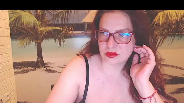 Queen  Natasha online show from June 24, 9:03 pm