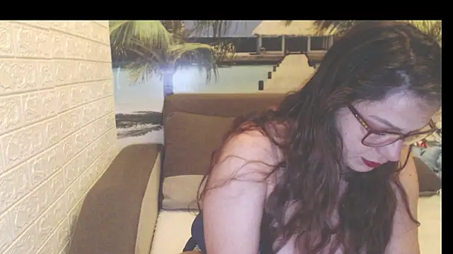Snapshot of Queen__Natasha chatting on September 25, 10:18 pm Queen  Natasha online show from September 25, 10:18 pm