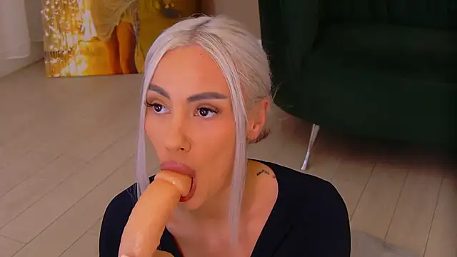 Bailey Rush online show from February 4, 7:17 pm