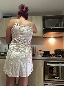 ari artis online show from December 21, 10:03 pm