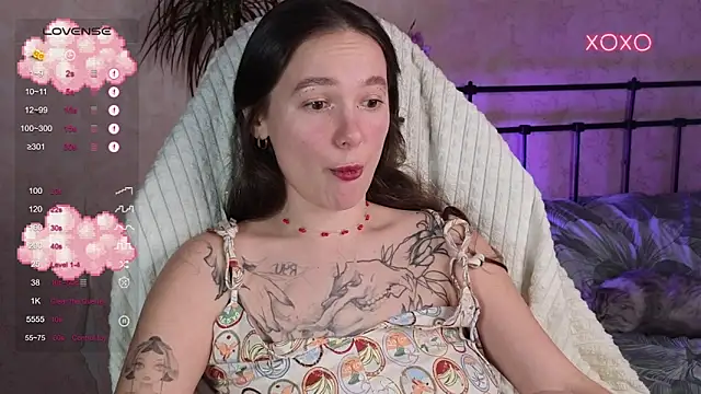 lil luna x online show from March 23, 5:30 pm