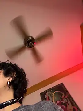 ZahaRoseee online show from March 28, 5:18 am