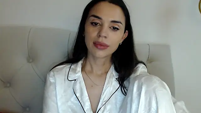 Snapshot of Mika_Gold chatting on October 20, 6:22 pm Mika Gold online show from October 20, 6:22 pm