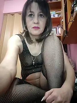 naughtymilfT online show from December 15, 7:13 am