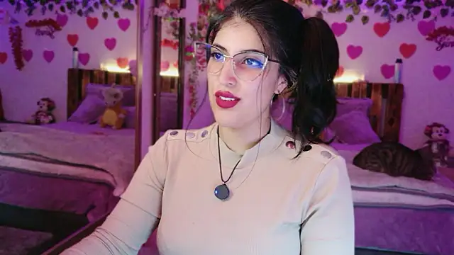 azahar  ziiz online show from March 21, 2:05 am