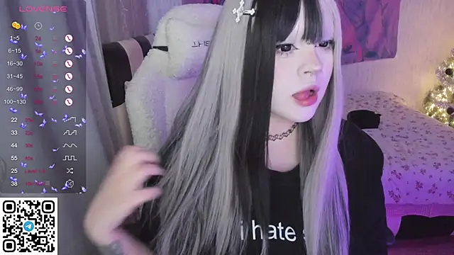 SelenaCute online show from January 15, 7:36 am