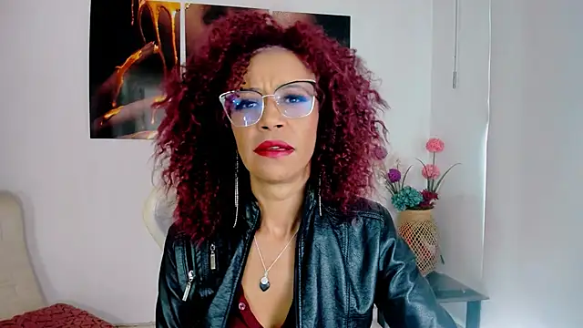 Snapshot of ScarlettMalbec chatting on October 21, 9:30 pm ScarlettMalbec online show from October 21, 9:30 pm
