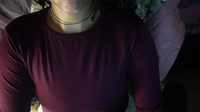 -AyeshaSinghania- online show from February 13, 9:55 am