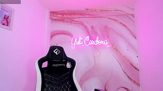 YuliCardona  online show from February 25, 3:43 pm