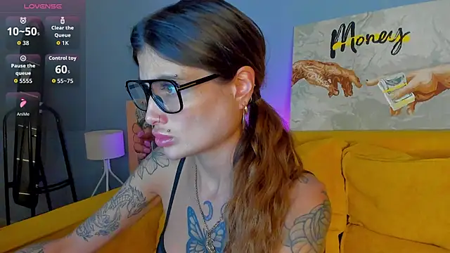 Patricia Cox online show from January 17, 7:43 pm