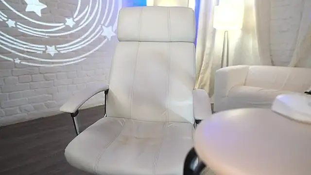 Margo Pearls online show from November 20, 6:20 pm