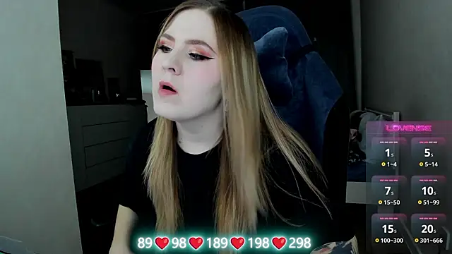 Olivia Munk online show from February 10, 4:48 am