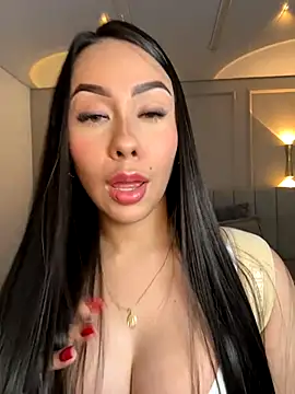 Snapshot of Miss_blue69 chatting on October 21, 1:42 am Miss blue69 online show from October 21, 1:42 am