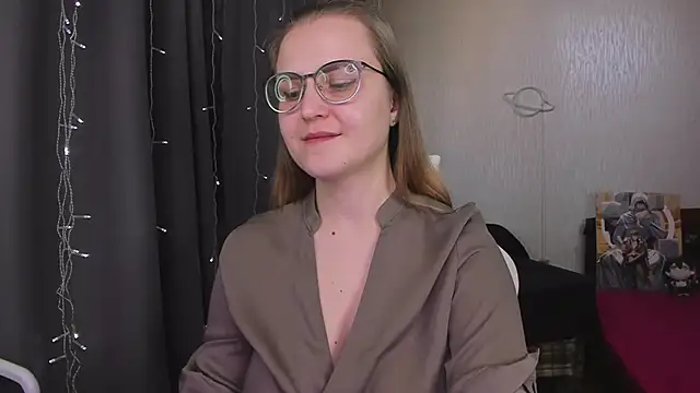 MissBrightShine online show from February 14, 12:29 pm