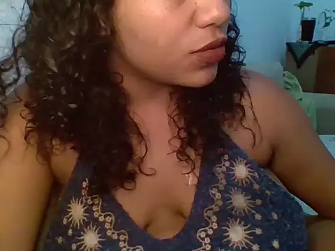 savanahottie online show from February 24, 9:02 pm