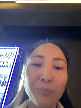 1reisatumi  online show from April 5, 6:40 pm