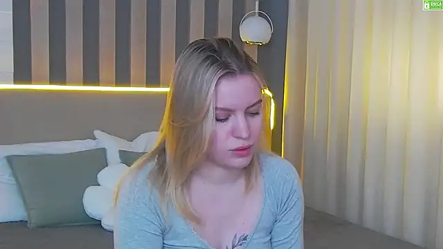 AmaliaBell online show from May 31, 1:17 pm